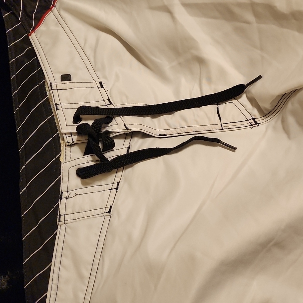 Rusty board shorts - Picture 4 of 4